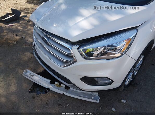 1FMCU9J99JUD04940 2018 FORD ESCAPE White Вид спереду