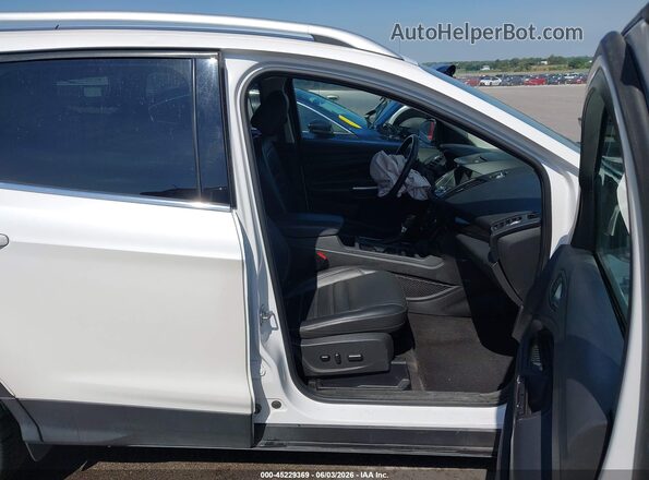 1FMCU9J9XHUD23555 2017 FORD ESCAPE White წინა სალონის ხედი
