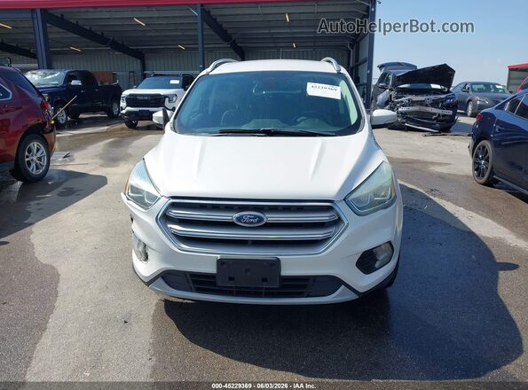 1FMCU9J9XHUD23555 2017 FORD ESCAPE White წინა პანელის ხედი