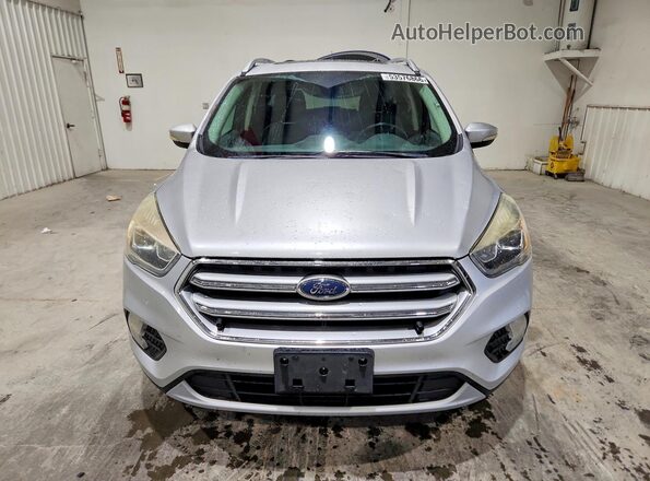 1FMCU9J9XHUE00568 2017 FORD ESCAPE Silver Դիմացի տեսք