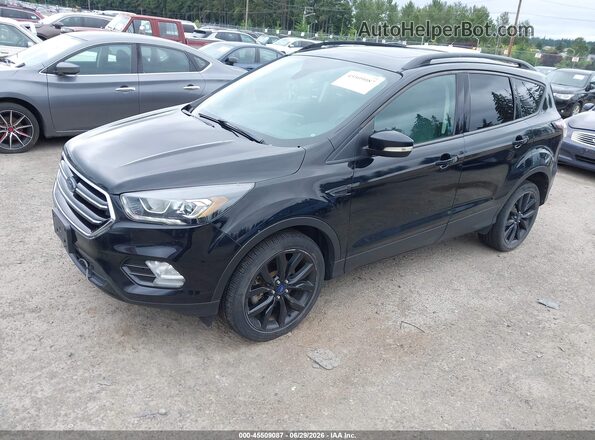 1FMCU9J9XHUE75013 2017 FORD ESCAPE Black წინა მარცხენა ხედი სამი მეოთხედიდან