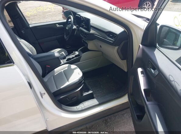 1FMCU9JA3RUB33687 2024 FORD ESCAPE White Widok wnętrza z przodu