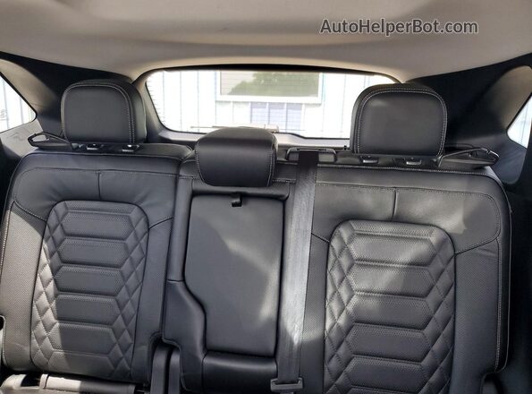 1FMCU9JA3RUB53664 2024 FORD ESCAPE Blue უკანა სავარძლების ხედი