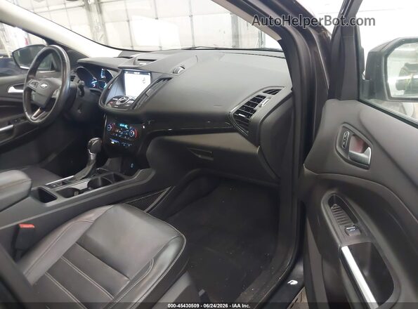 1FMCU9JD5HUB23669 2017 FORD ESCAPE Gray Vista interior delantera