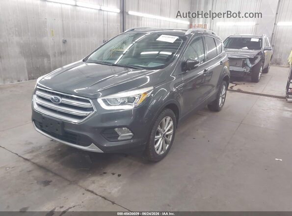 1FMCU9JD5HUB23669 2017 FORD ESCAPE Gray Vista tres cuartos delantera izquierda