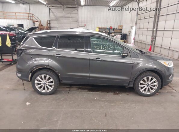 1FMCU9JD5HUB23669 2017 FORD ESCAPE Gray Vista interior trasera
