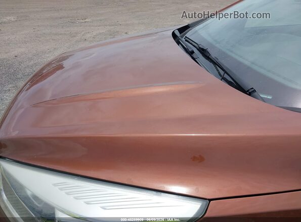 1FMCU9JD5HUE32252 2017 FORD ESCAPE Orange Vista frontal