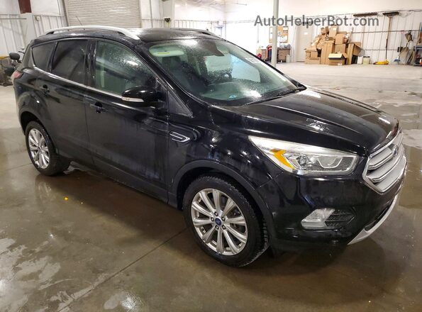 1FMCU9JD9HUE00131 2017 FORD ESCAPE Черный 