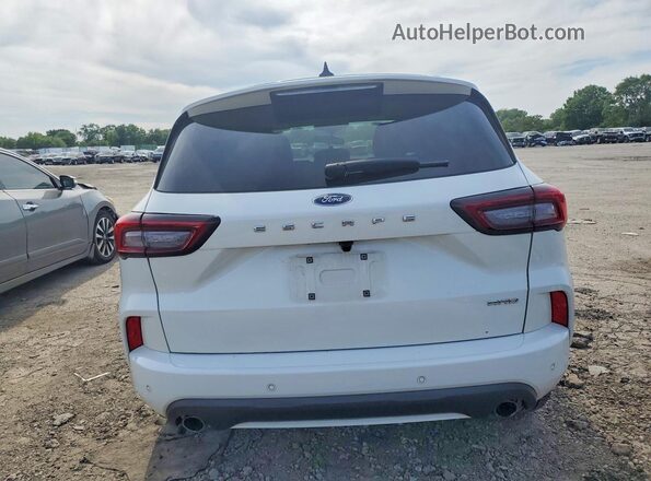 1FMCU9MN6PUB37034 2023 FORD ESCAPE Белый Вид сзади