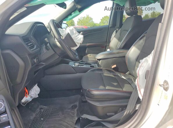 1FMCU9MN6PUB37034 2023 FORD ESCAPE Белый Вид салона спереди