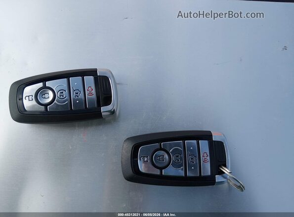 1FMCU9MN8RUB37622 2024 FORD ESCAPE Silver Widok deski rozdzielczej
