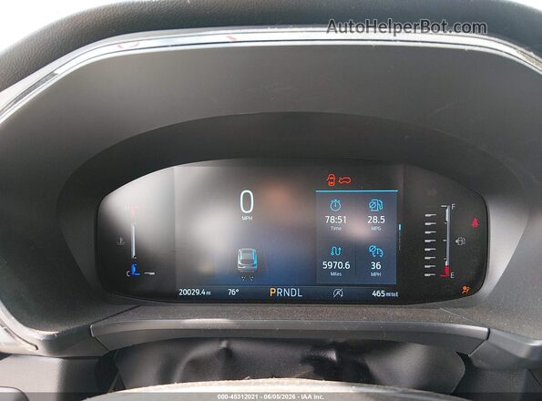 1FMCU9MN8RUB37622 2024 FORD ESCAPE Silver Widok tylnych siedzeń