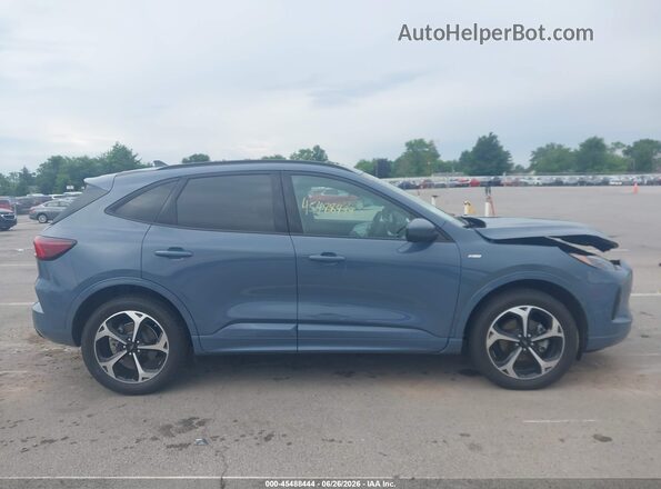 1FMCU9NA7RUB31662 2024 FORD ESCAPE Blue Widok wnętrza z tyłu