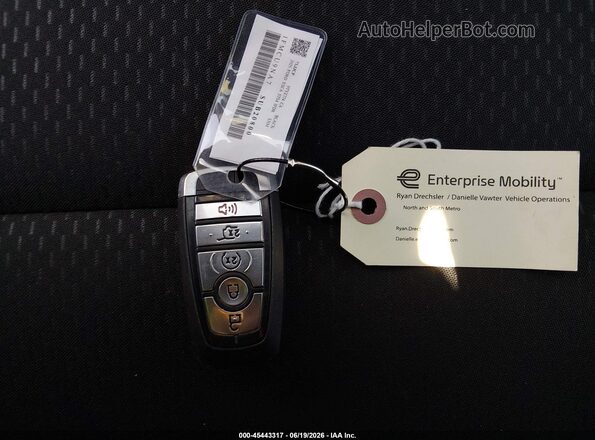 1FMCU9NA7SUB20800 2025 FORD ESCAPE Черный Вид панели приборов