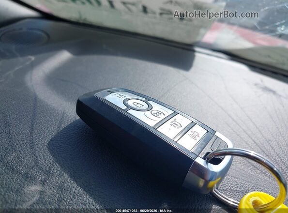 1FMCU9PA1PUB45678 2023 FORD ESCAPE Красный Вид панели приборов