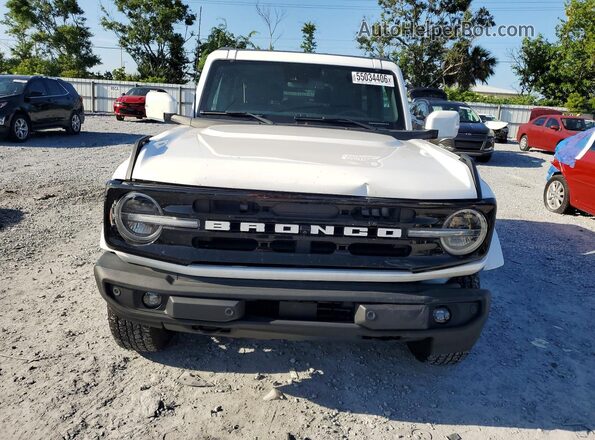 1FMDE5AH2PLB44285 2023 FORD BRONCO White Vista frontal