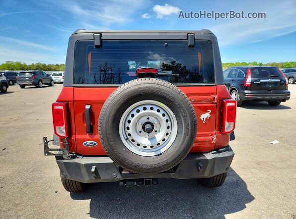 1FMDE5AP9PLB24414 2023 FORD BRONCO Красный Вид сзади