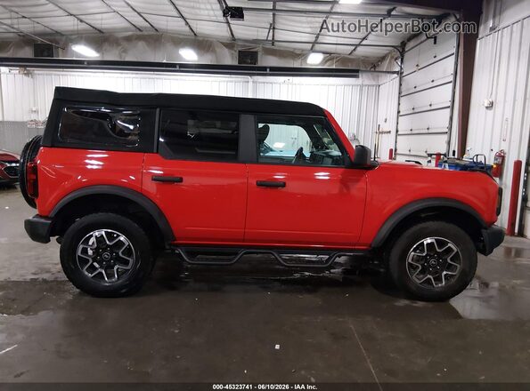 1FMDE5BH5PLA98725 2023 FORD BRONCO Red Вид задньої частини салону