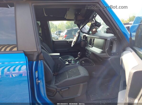1FMDE5BH8NLB86648 2022 FORD BRONCO Blue Widok wnętrza z przodu