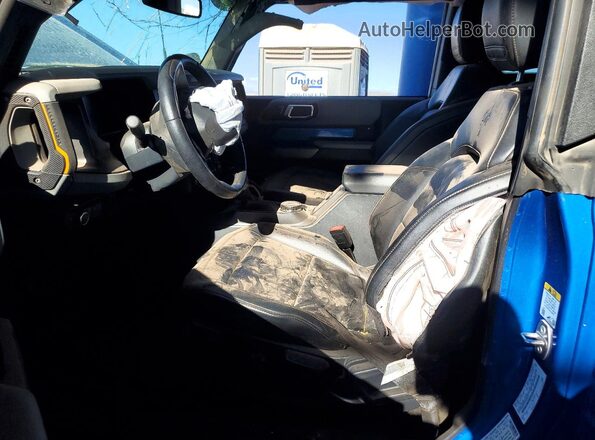 1FMDE5CP1PLB30141 2023 FORD BRONCO Blue წინა სალონის ხედი