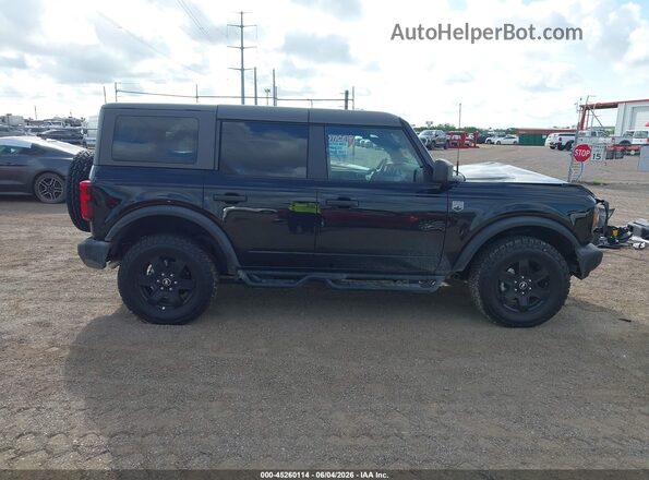 1FMDE7BH1TLA76906 2026 FORD BRONCO Black Widok wnętrza z tyłu