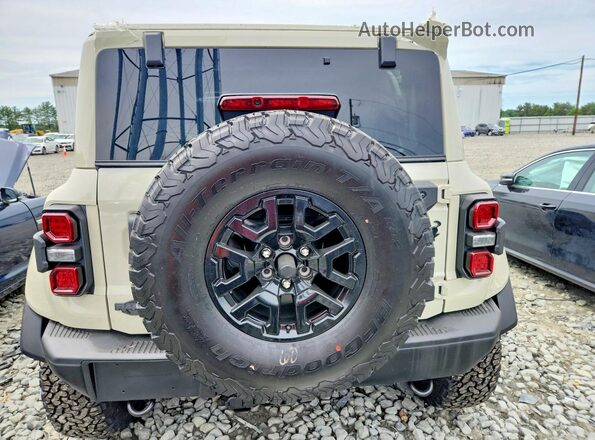 1FMEE0RR2TLA67853 2026 FORD BRONCO Tan Հետևի տեսք