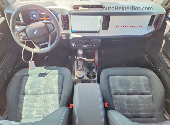 1FMEE4DP4SLA43081 2025 FORD BRONCO Blue Առջևի վահանակի տեսք