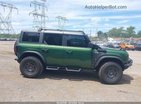 1FMEE4HH6RLA00214 2024 FORD BRONCO Green Вид задньої частини салону