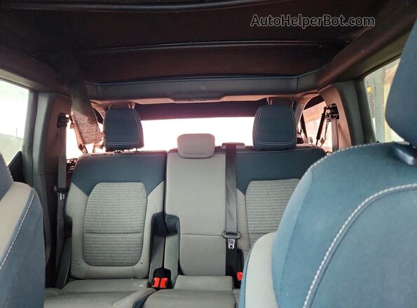 1FMEE5BP1NLB49162 2022 FORD BRONCO Blue Widok tylnych siedzeń