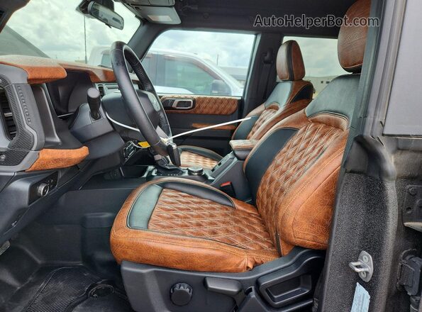 1FMEE5BPXPLB79358 2023 FORD BRONCO Black Вид салону спереду