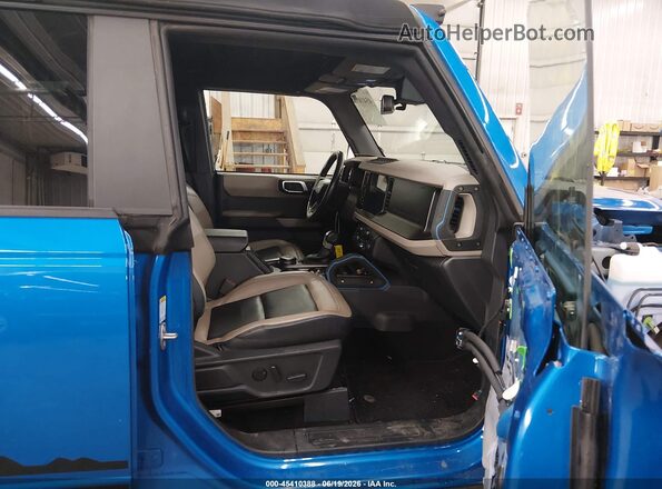 1FMEE5DP3MLA62651 2021 FORD BRONCO Blue Սալոնի դիմացի տեսք