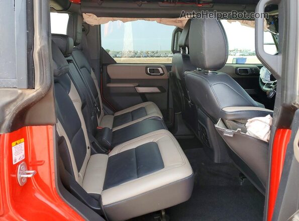 1FMEE5DP6PLB31871 2023 FORD BRONCO Red უკანა სალონის ხედი