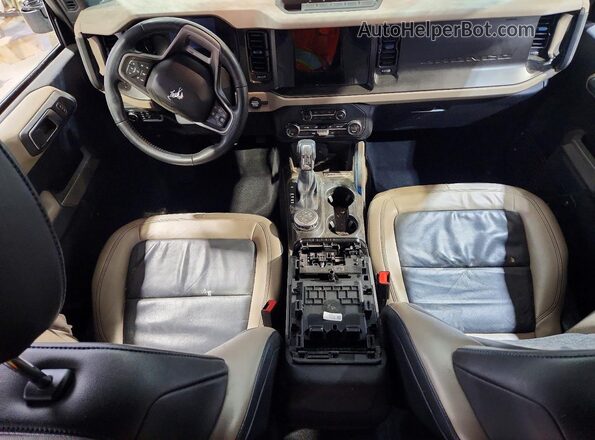 1FMEE5DP7PLB10639 2023 FORD BRONCO Gray Вид панелі приладів