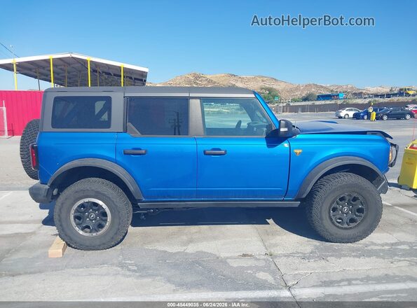 1FMEE5DP9NLB32459 2022 FORD BRONCO Синий Вид задней части салона