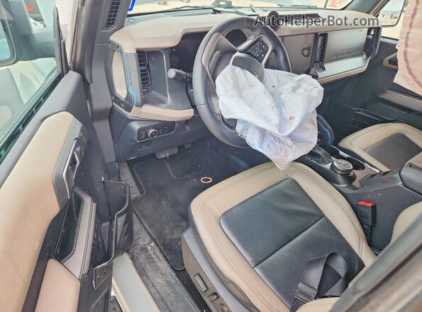 1FMEE5DP9PLA83525 2023 FORD BRONCO Серый Вид панели приборов
