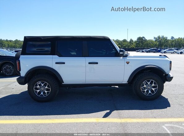 1FMEE5DP9PLB30116 2023 FORD BRONCO Белый Вид задней части салона