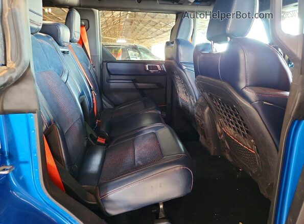 1FMEE5JR1NLA50358 2022 FORD BRONCO Blue Widok wnętrza z tyłu