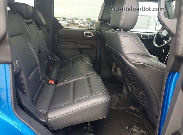 1FMEE7BH4SLB77876 2025 FORD BRONCO Blue Rear interior view