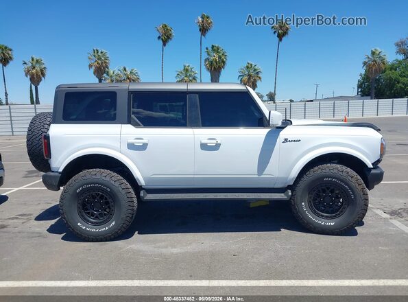 1FMEE8BP0TLA65879 2026 FORD BRONCO White Սալոնի հետևի տեսք