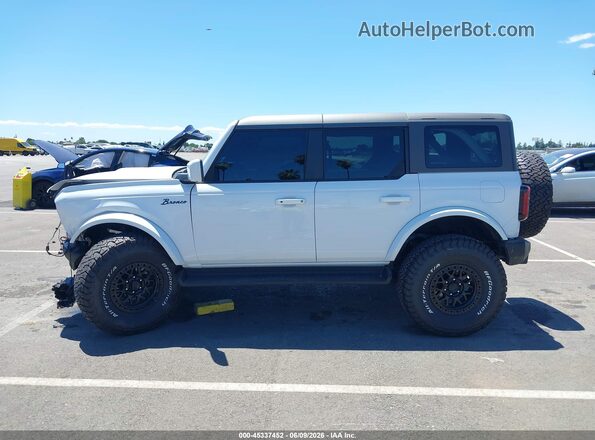 1FMEE8BP0TLA65879 2026 FORD BRONCO White Սալոնի 360 աստիճան տեսք