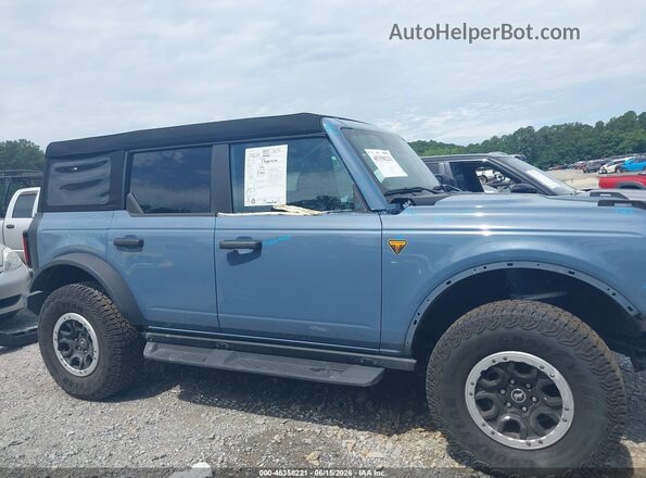 1FMEE9BP1SLA64759 2025 FORD BRONCO Blue Vista interior trasera