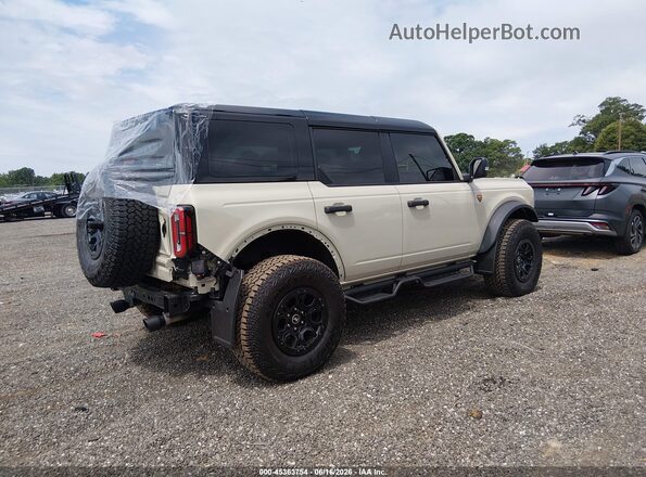1FMEE9BP2SLB20577 2025 FORD BRONCO Cream Задня права чверть