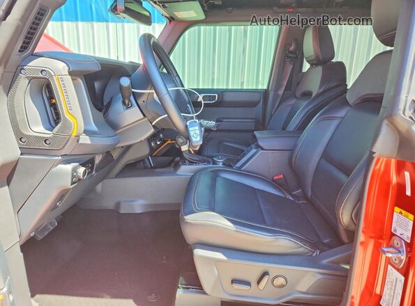 1FMEE9BP7RLA69488 2024 FORD BRONCO Red წინა სალონის ხედი