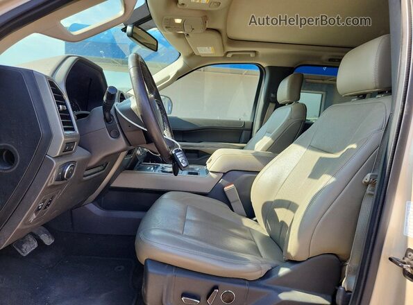 1FMJK1HT0JEA42574 2018 FORD EXPEDITION Tan წინა სალონის ხედი