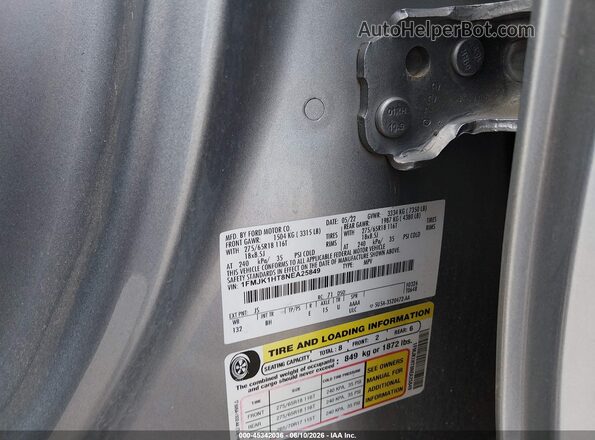 1FMJK1HT8NEA25849 2022 FORD EXPEDITION Silver Widok komory silnika