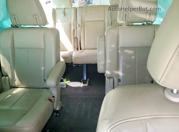 1FMJK2AT6GEF10977 2016 FORD EXPEDITION White Widok tylnych siedzeń