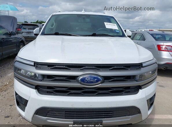 1FMJU1H87PEA65798 2023 FORD EXPEDITION White ხელსაწყოთა პანელის ხედი