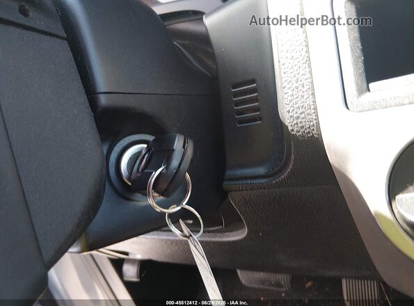 1FMJU1HT0HEA07747 2017 FORD EXPEDITION Silver Vista del salpicadero
