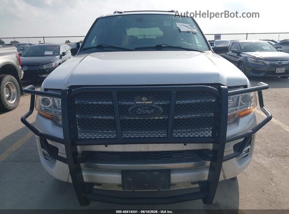 1FMJU1HT3HEA77808 2017 FORD EXPEDITION White Vista frontal