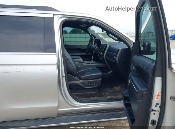 1FMJU1HTXKEA65484 2019 FORD EXPEDITION Silver Widok wnętrza z przodu
